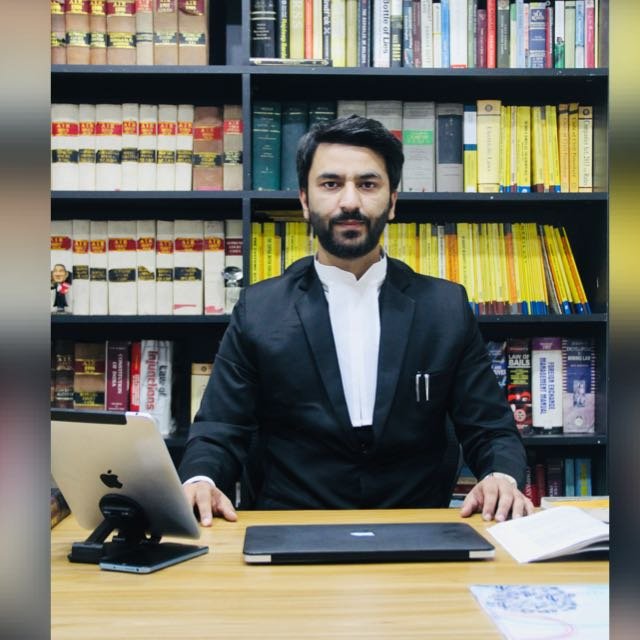 Viqas Malik best Lawyer in Srinagar