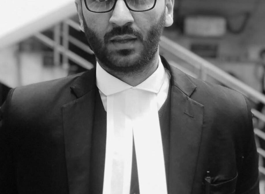 Viqas Malik Advocate Lawyer in Kashmir